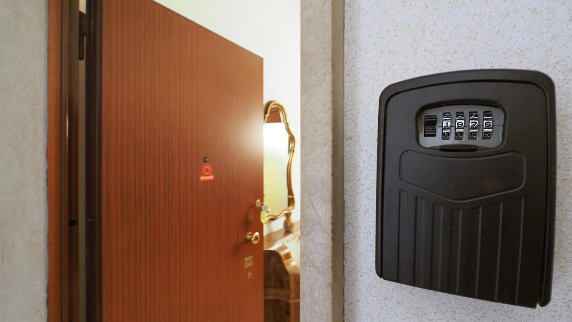Primopiano - Riva Di Trento Apartment Milan